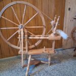 Altes Spinnrad aus Schweden